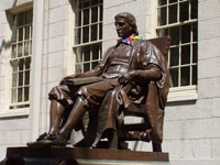 Statue of John Harvard, Harvard Yard